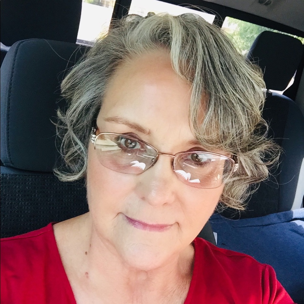 Meet your Posher, Diane